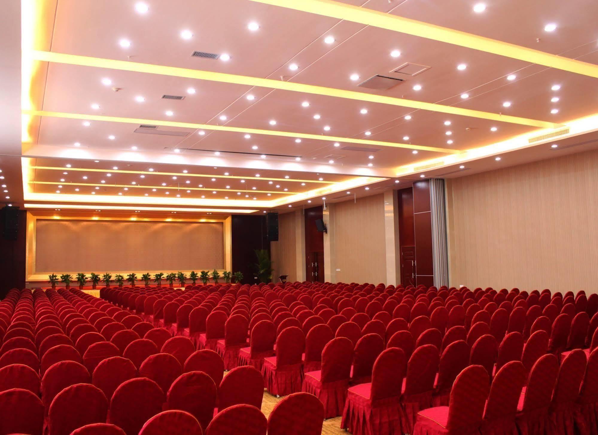 New Beacon Runfeng International Hotel อู่ฮั่น ภายนอก รูปภาพ